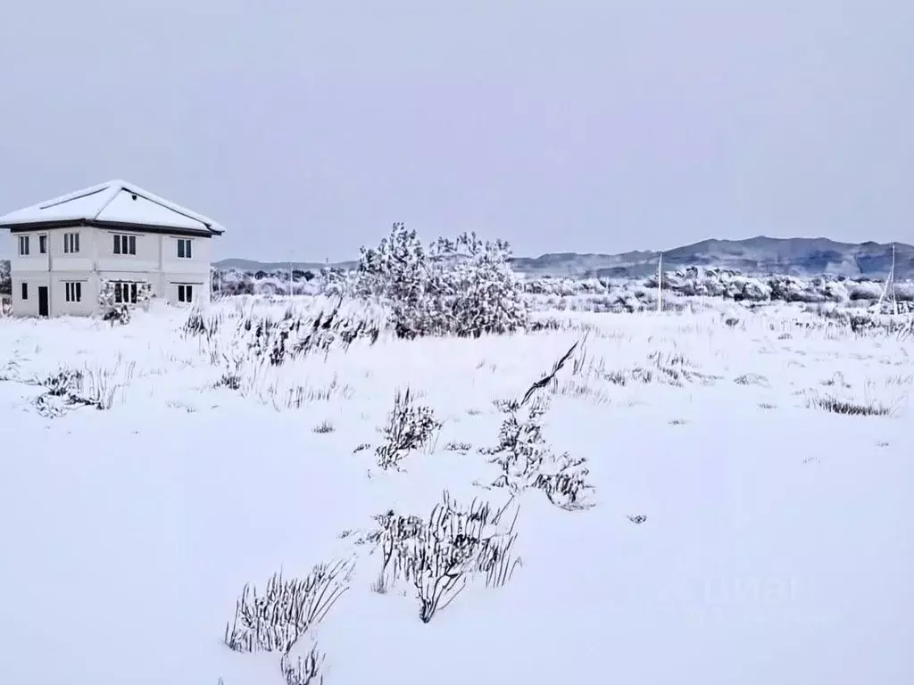 Участок в Сахалинская область, Южно-Сахалинск городской округ, с. ... - Фото 1