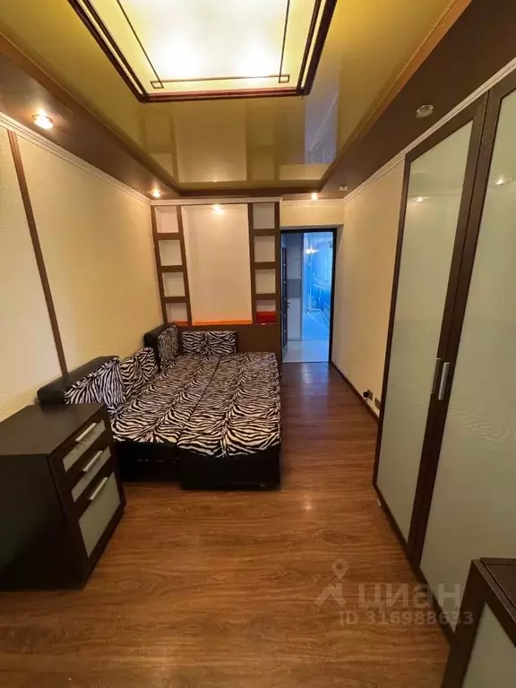 3-к кв. Крым, Симферополь ул. Лизы Чайкиной, 44 (60.0 м) - Фото 0