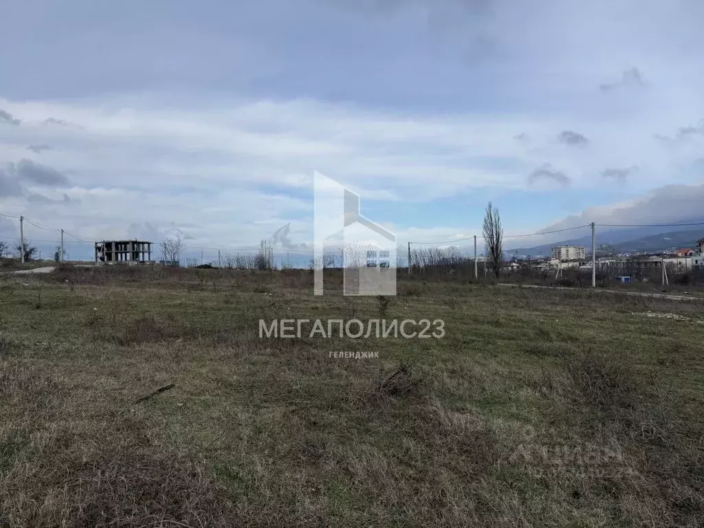 Участок в Краснодарский край, Геленджик городской округ, с. Кабардинка ... - Фото 1