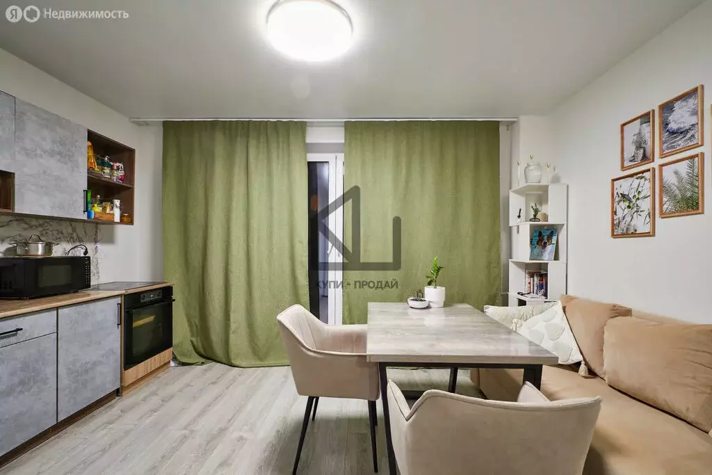 3-комнатная квартира: посёлок Западный, улица имени Капитана Ефимова, ... - Фото 1