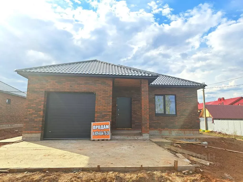 Дом в Оренбургская область, Оренбургский район, с. Подгородняя ... - Фото 1