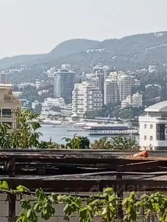 1-к кв. Крым, Ялта ул. Толстого, 1 (30.0 м) - Фото 1