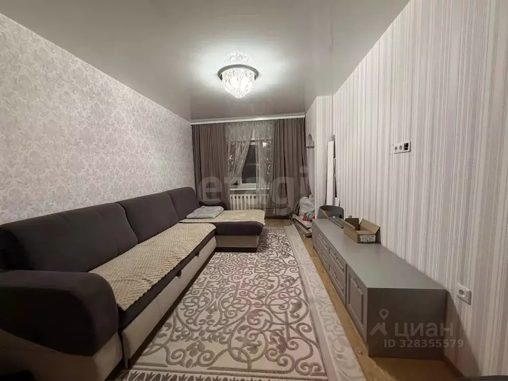 1-к кв. Курганская область, Курган Заозерный жилрайон, 6-й мкр, 13 ... - Фото 1