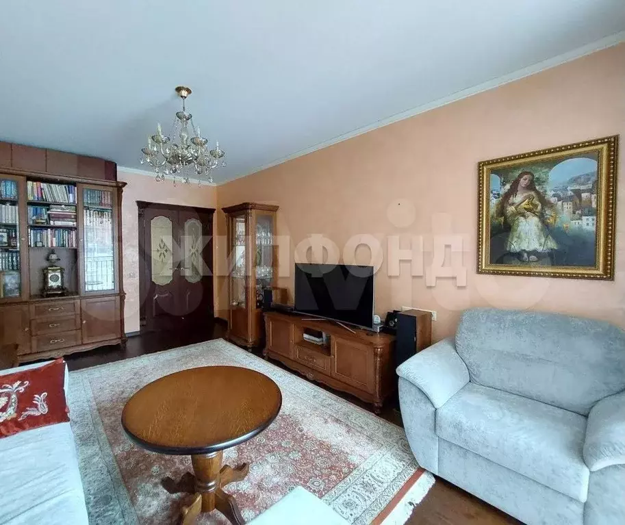 2-к. квартира, 62 м, 2/10 эт. - Фото 1