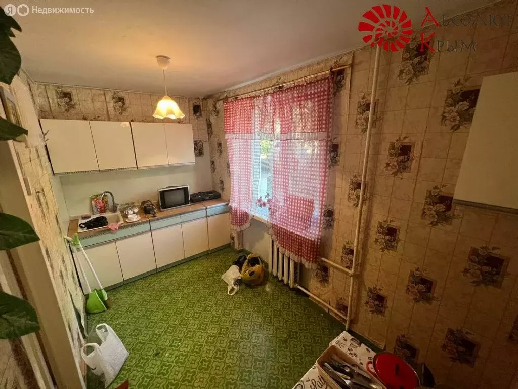 1-комнатная квартира: Белогорск, улица Гагарина, 2 (35.2 м) - Фото 0