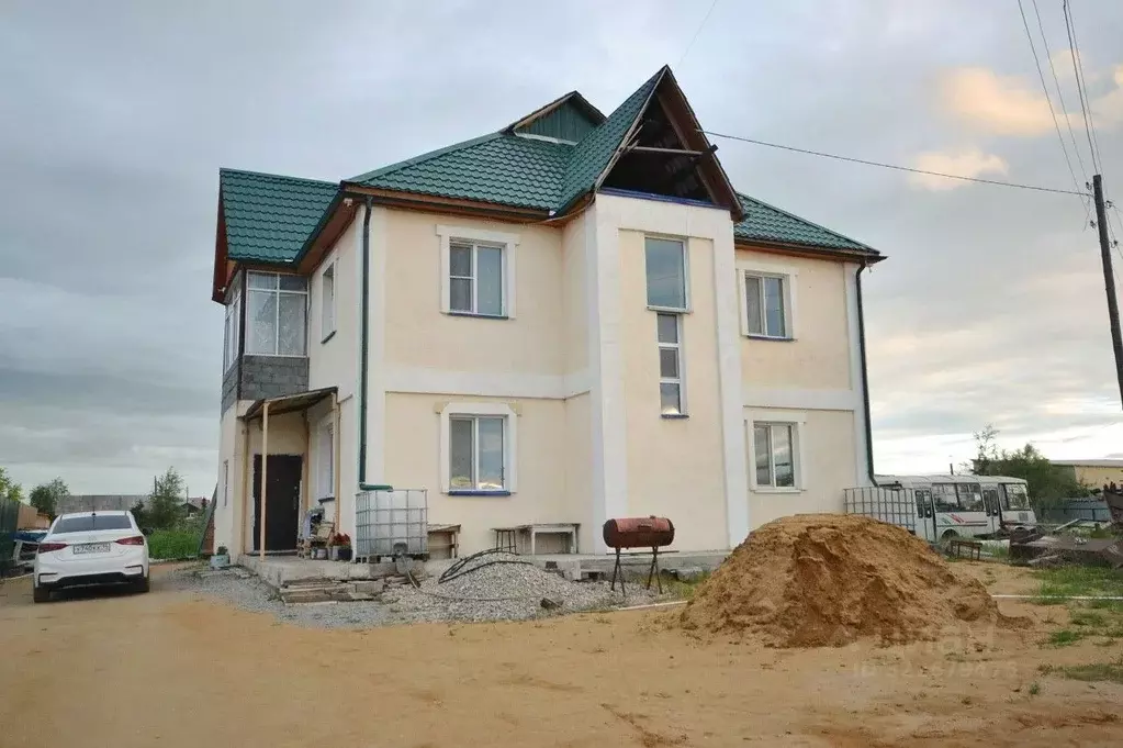 Дом в Саха (Якутия), Якутск Загородный кв-л, ул. Челюскина, 55 (216 м) - Фото 0