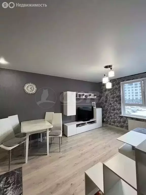 2-комнатная квартира: Тюмень, улица Павла Никольского, 4 (67.6 м) - Фото 2