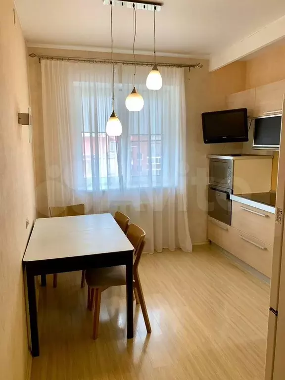 3-к. квартира, 100 м, 8/8 эт. - Фото 0