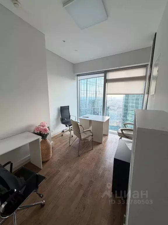Помещение свободного назначения в Москва наб. Пресненская, 8с1 (17 м) - Фото 1