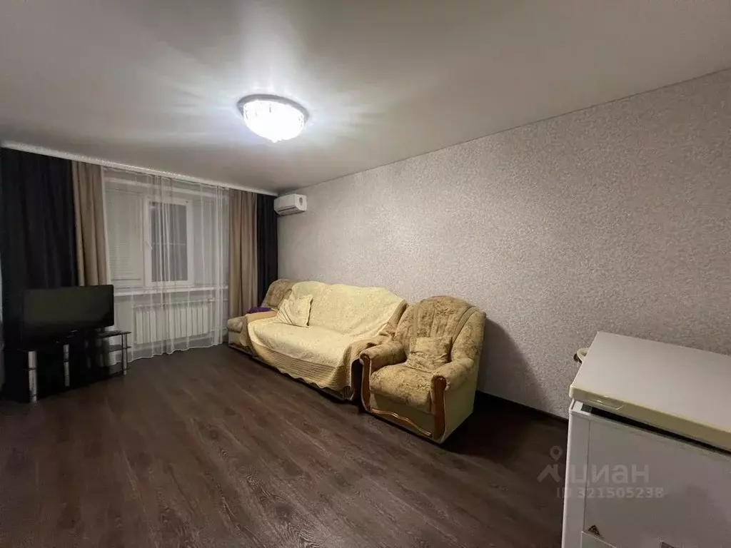 3-к кв. Астраханская область, Астрахань ул. 8-я Железнодорожная, 59к2 ... - Фото 1