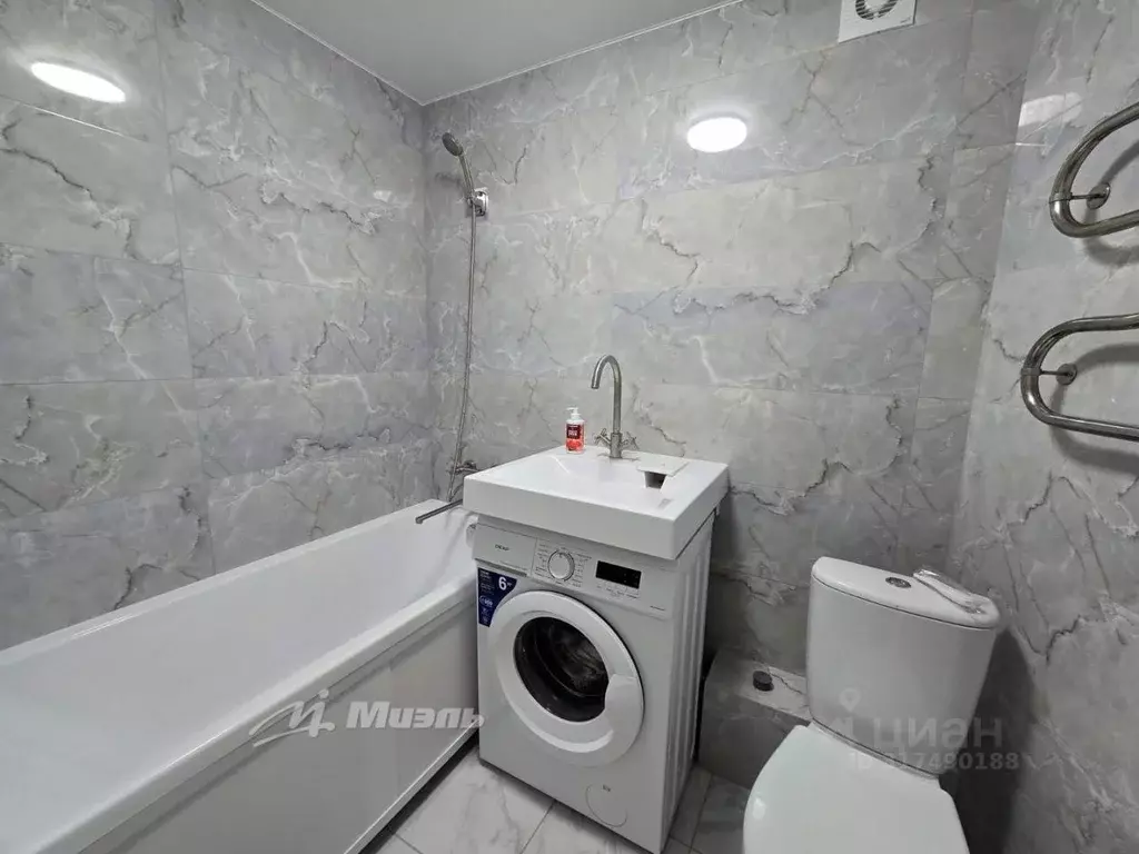 2-к кв. Севастополь просп. Генерала Острякова, 92 (43.2 м) - Фото 0