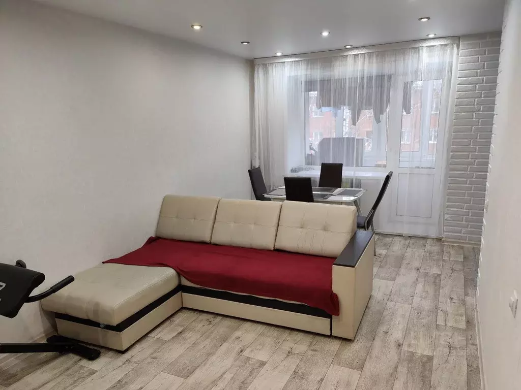 3-к кв. Кемеровская область, Осинники ул. Победы, 23 (61.1 м) - Фото 1