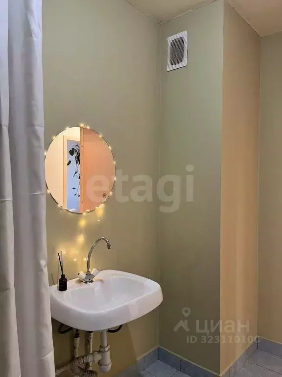 1-к кв. Свердловская область, Екатеринбург ул. Индустрии, 66 (31.2 м) - Фото 1