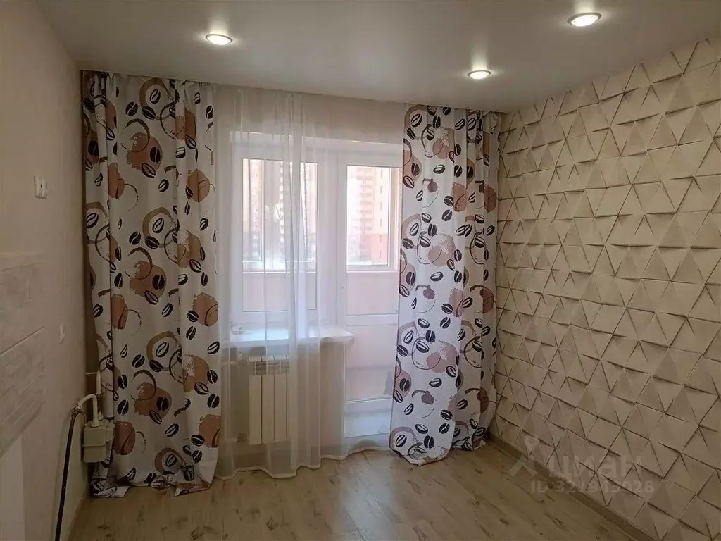 3-к кв. Рязанская область, Рязань ул. Семчинская, 11к2 (71.0 м) - Фото 1