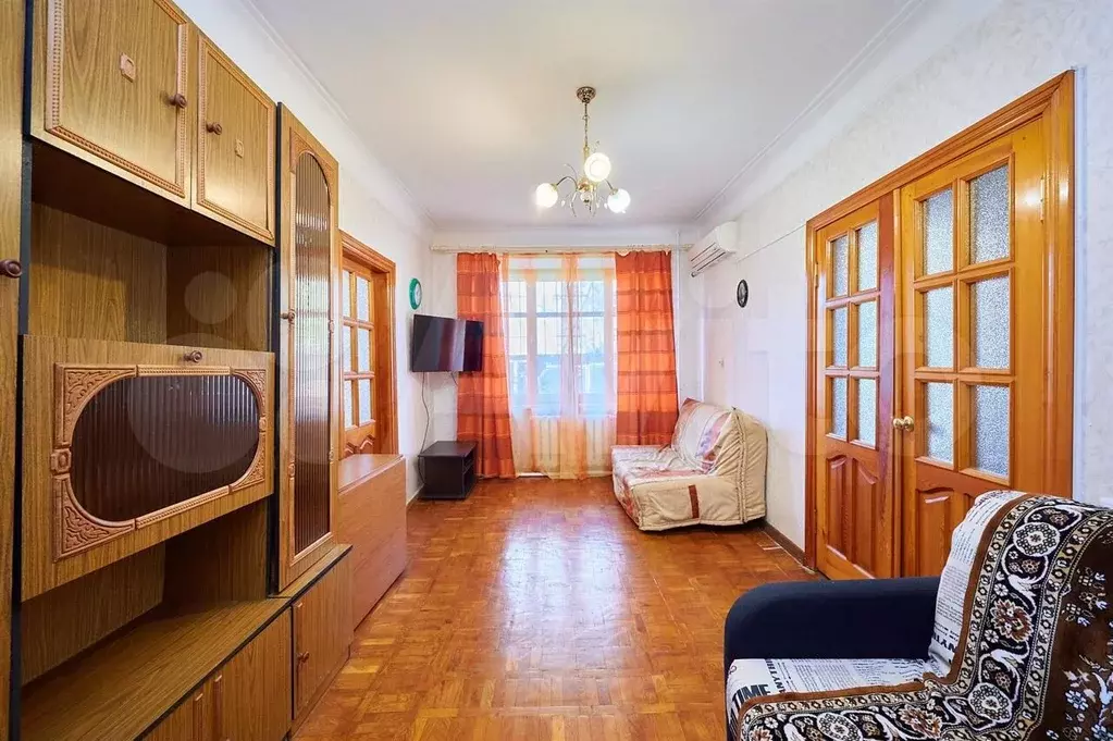 2-к. квартира, 40 м, 1/3 эт. - Фото 1