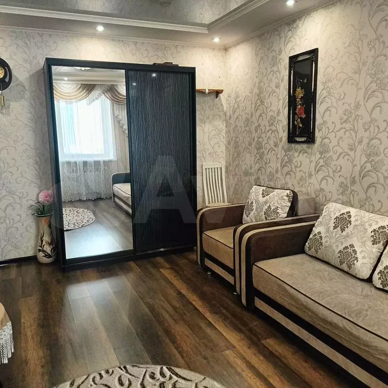 1-к. квартира, 42 м, 2/3 эт. - Фото 1