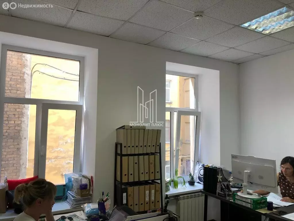 Офис (70 м) - Фото 1