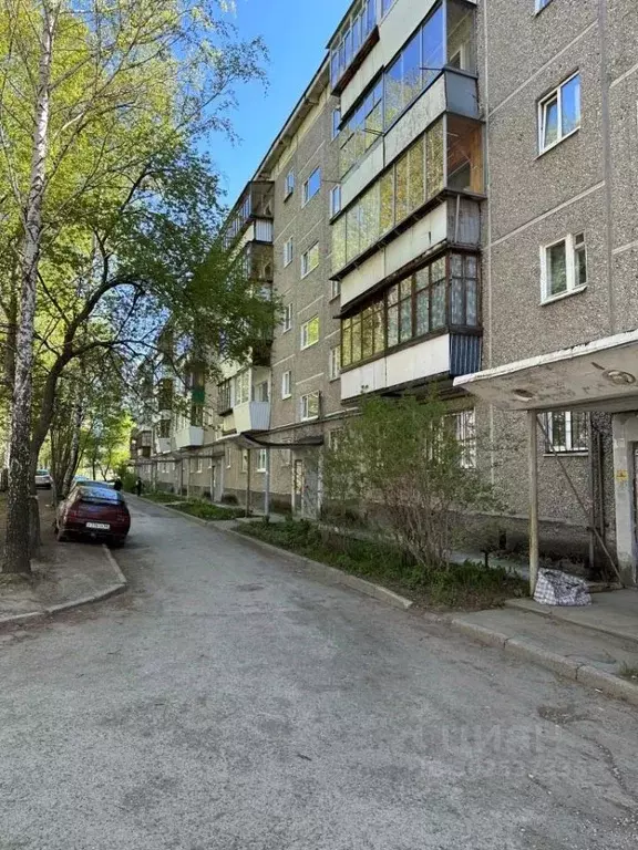 4-к кв. Свердловская область, Екатеринбург ул. Авиаторов, 3 (74.4 м) - Фото 0