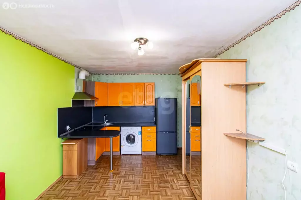 1-комнатная квартира: Тюмень, улица Мельникайте, 44А (17.2 м) - Фото 0