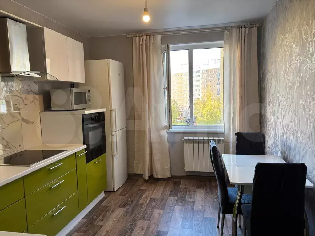 2-к. квартира, 60 м, 5/9 эт. - Фото 1