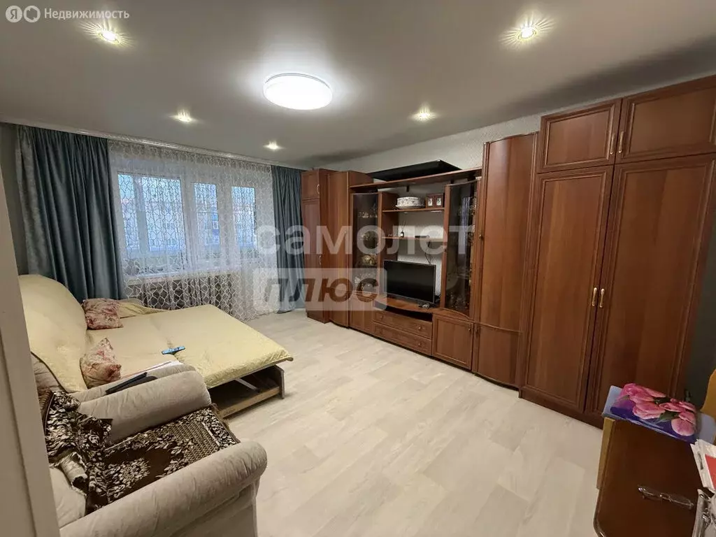3-комнатная квартира: Кузнецк, улица Победы, 62 (63 м) - Фото 2