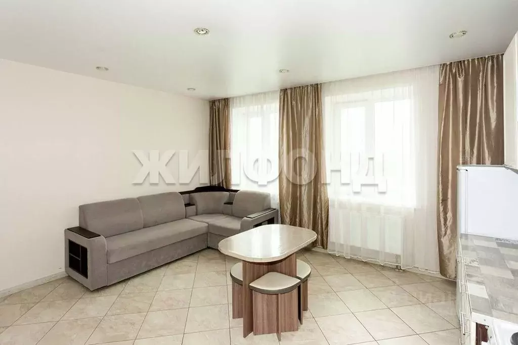 3-к кв. Алтайский край, Барнаул Партизанская ул., 203 (78.9 м) - Фото 0