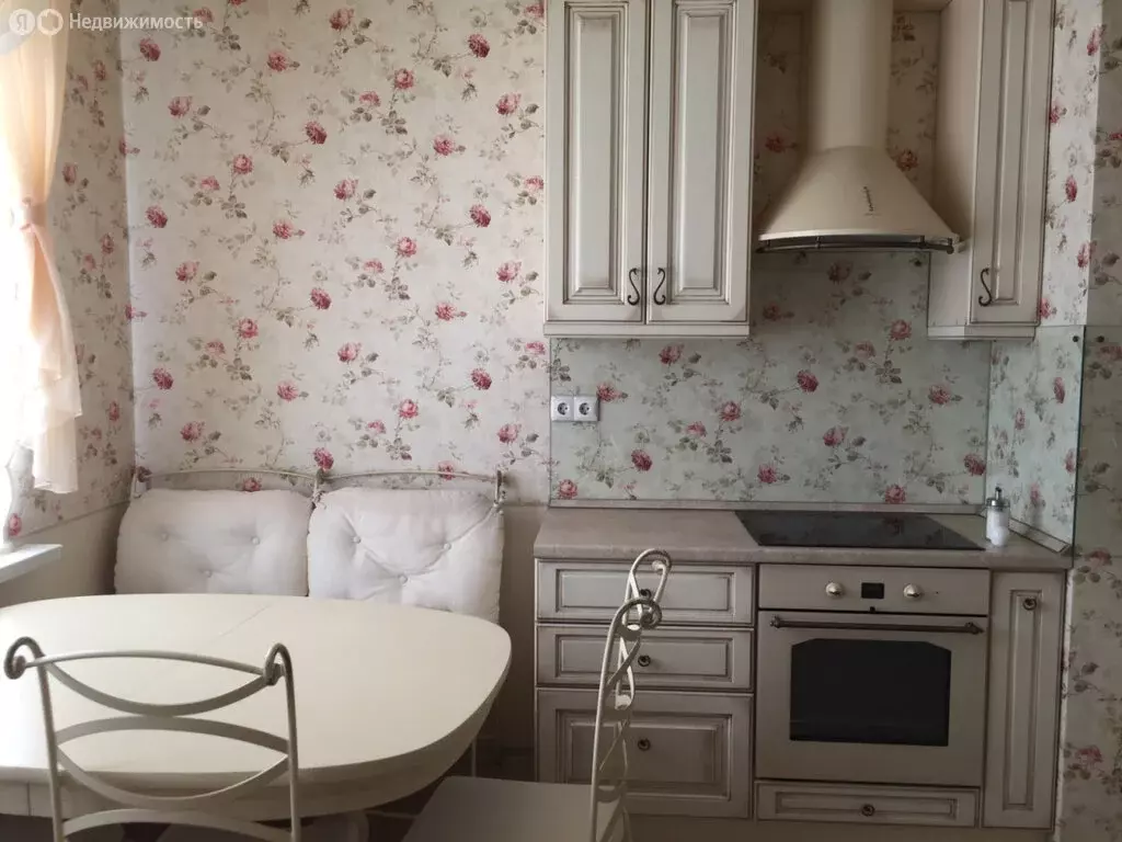 1-комнатная квартира: Екатеринбург, улица Радищева, 61 (54.3 м) - Фото 2