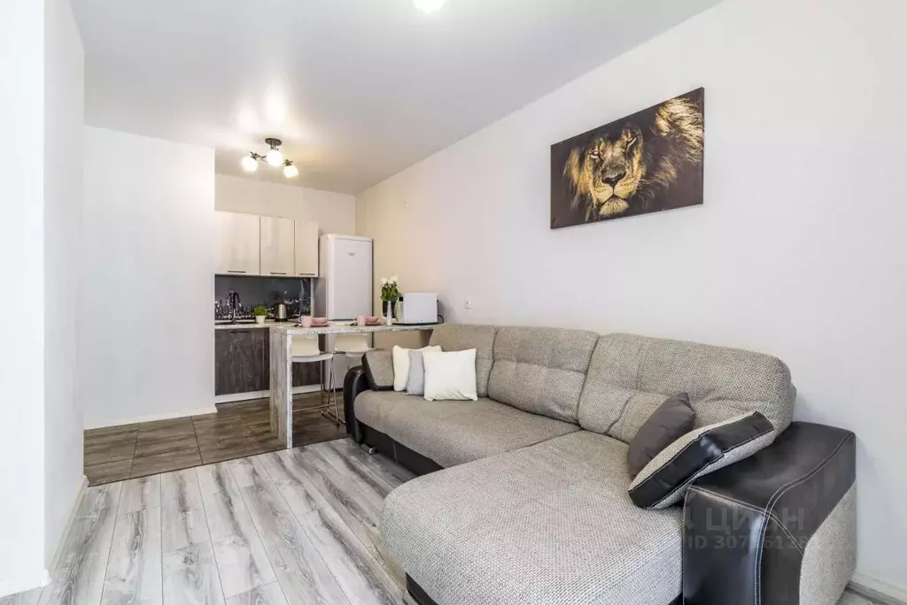 2-к кв. Свердловская область, Екатеринбург ул. Азина, 22/2 (41.0 м) - Фото 2