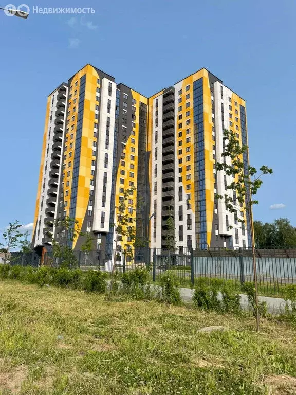 2-комнатная квартира: Обнинск, улица Табулевича, 1 (64 м) - Фото 0