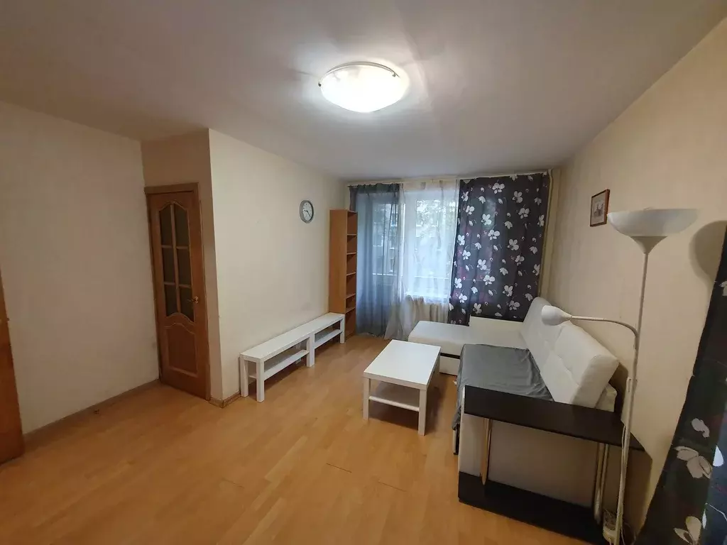Продаётся 1-к квартира, 305 м - Фото 1
