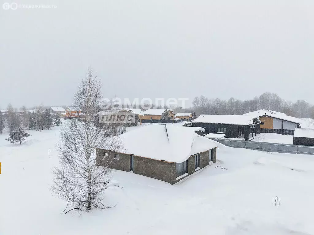 Дом в Кемеровский муниципальный округ, деревня Солонечная, коттеджный ... - Фото 1
