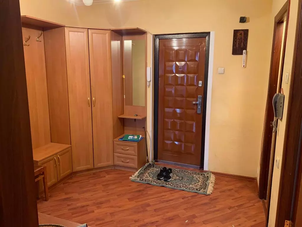 Продаётся 2-к квартира, 70 м - Фото 0