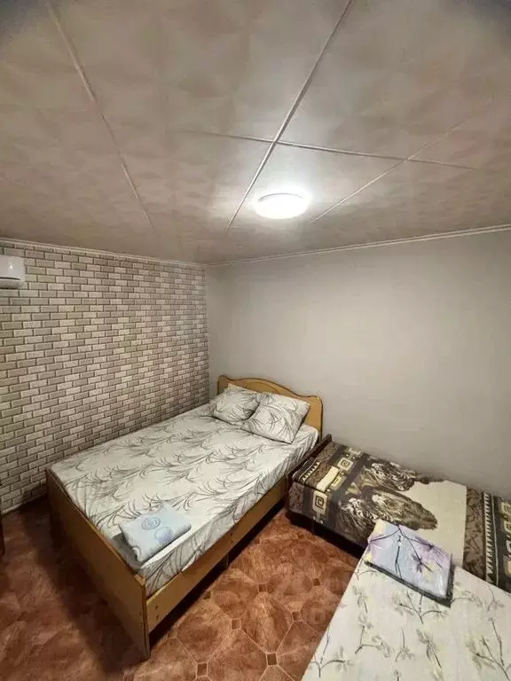 Комната Волгоградская область, Дубовка ул. 30 лет Победы, 92 - Фото 0