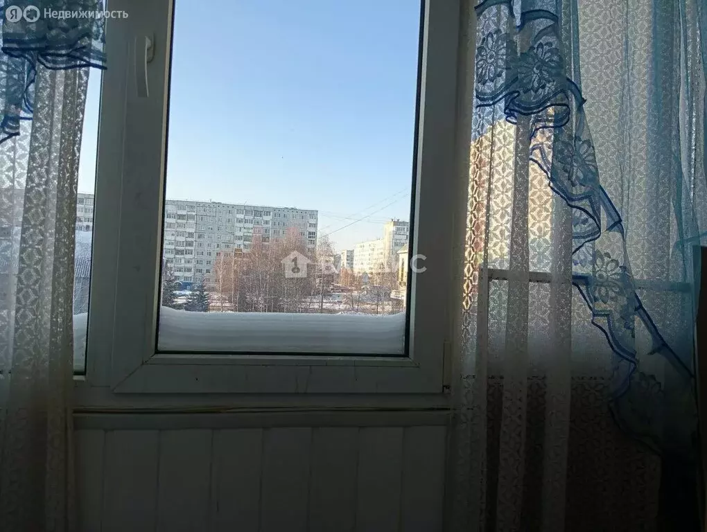 1-комнатная квартира: Тобольск, 9-й микрорайон, 5А (30 м) - Фото 0