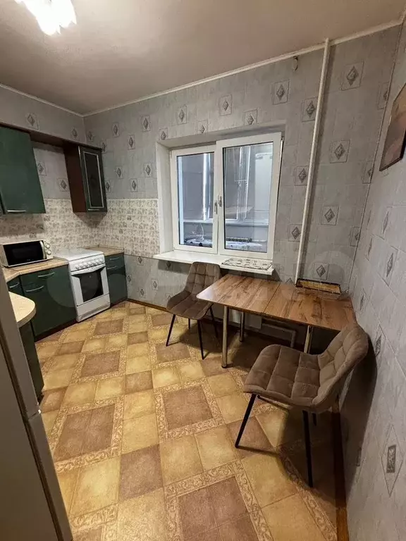 1-к. квартира, 42 м, 2/10 эт. - Фото 1