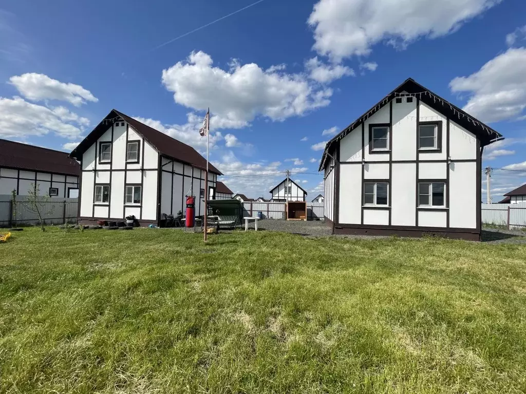Дом в Ленинградская область, Тосненский район, Тельмановское городское ... - Фото 0