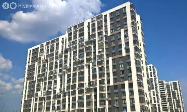 1-комнатная квартира: Тюмень, улица Фармана Салманова, 26 (34.7 м) - Фото 2