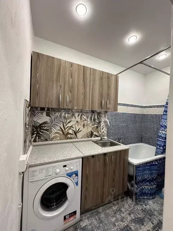 Комната Тюменская область, Тюмень ул. 50 лет Октября, 63а (12.9 м) - Фото 1