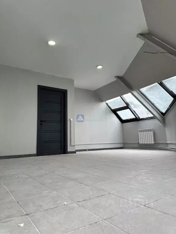 Офис в Тюменская область, Тюмень ул. Монтажников, 1/4 (47 м) - Фото 1