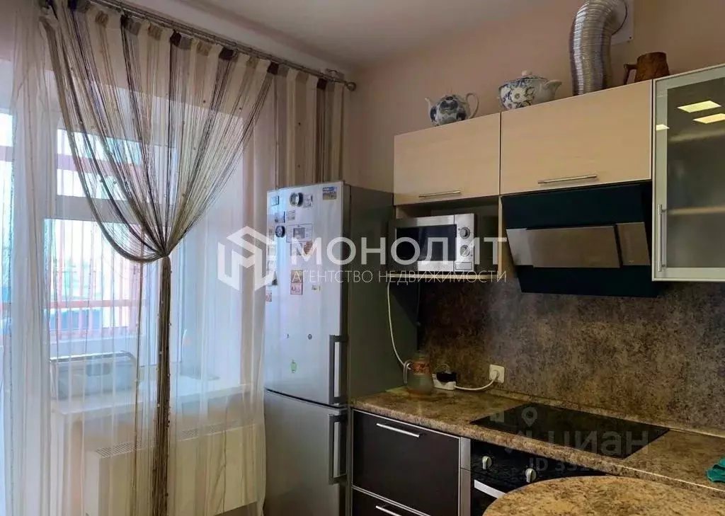 3-к кв. Белгородская область, Старый Оскол Степной мкр, 19 (100.0 м) - Фото 2