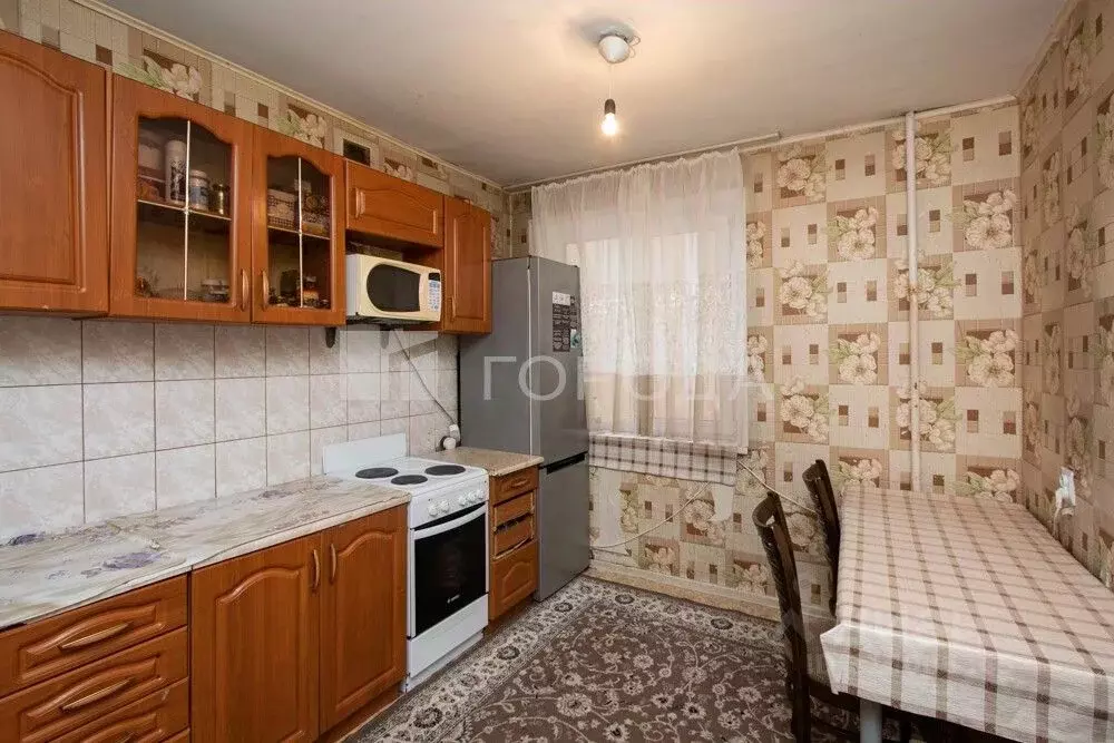 4-к кв. Кемеровская область, Новокузнецк ул. Грдины, 28 (91.7 м) - Фото 0