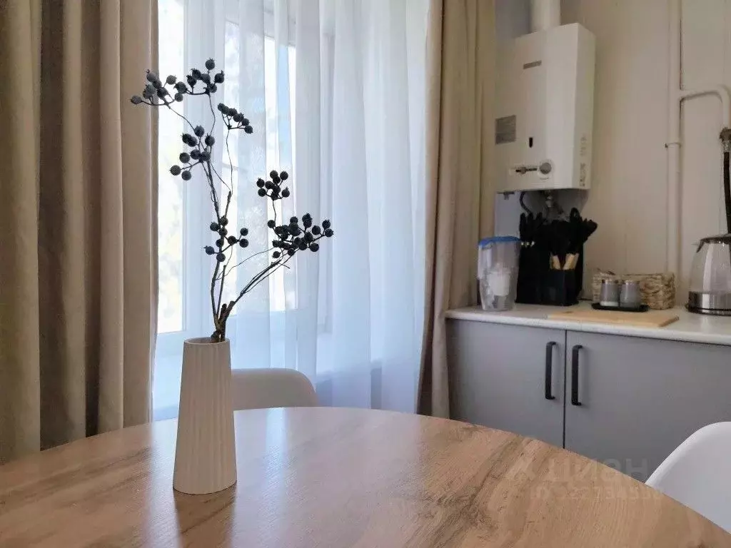 1-к кв. Башкортостан, Уфа ул. 50-летия Октября, 6/8 (47.0 м) - Фото 2