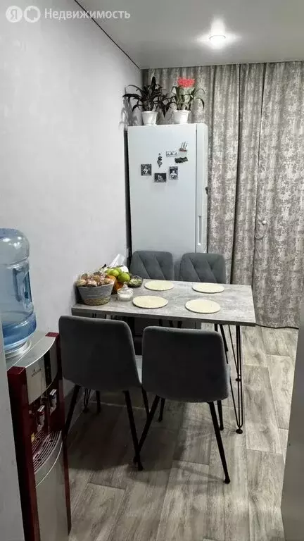 3-комнатная квартира: Чебаркуль, Электростальская улица, 32А (63.5 м) - Фото 1