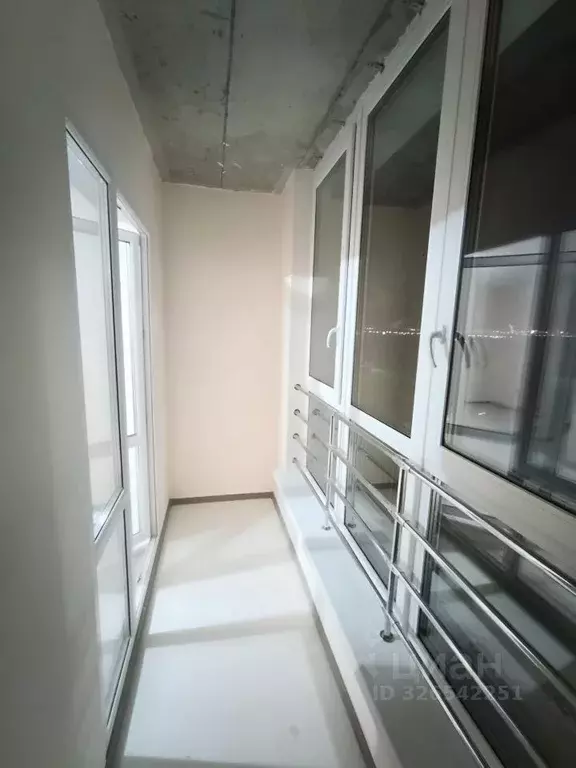 2-к кв. Сахалинская область, Южно-Сахалинск ул. Имени Александра ... - Фото 2