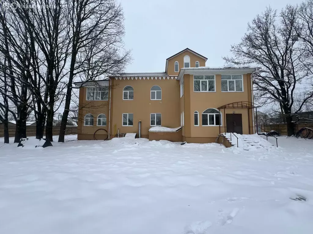 Дом в село Супонево, Болохоновская улица, 1Б (398.8 м) - Фото 1