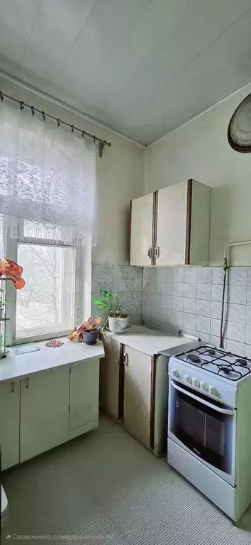 Комната 17,6 м в 5-к., 2/5 эт. - Фото 0