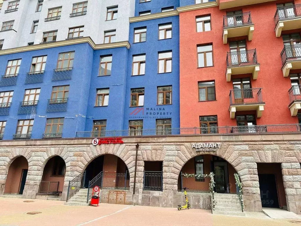 Торговая площадь в Московская область, Химки ул. Германа Титова, 8 (90 ... - Фото 1