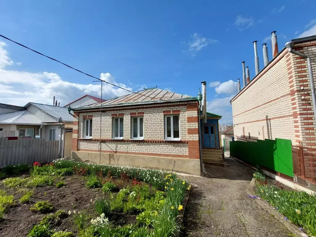 Дом в Ставропольский край, Ставрополь № 10 мкр, ул. Севрюкова (85 м) - Фото 1