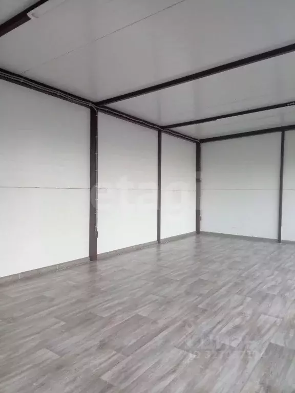 Помещение свободного назначения в Калужская область, пос. Бабынино ул. ... - Фото 1