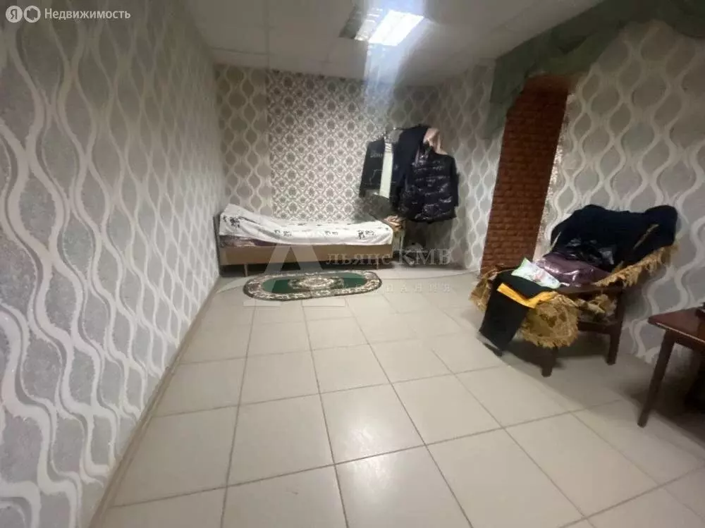 4-комнатная квартира: Кисловодск, Красивая улица, 3 (68 м) - Фото 1